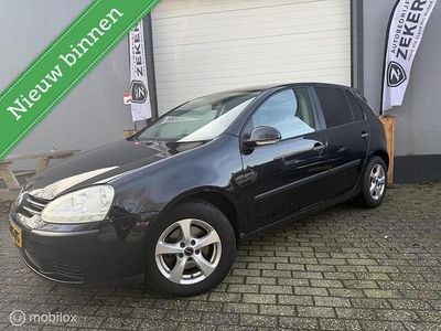Zwart Occasion 2005 VW Golf IV Sportline Hatchback | € 2.749 (Eerlijke prijs)