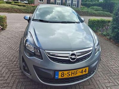Grijs Occasion 2013 Opel Corsa Cosmo Hatchback | € 6.900 (Iets duurder)
