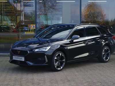 Zwart (metallic) Gebruikt 2022 Cupra Leon Stationwagen | € 24.450 (Eerlijke prijs)
