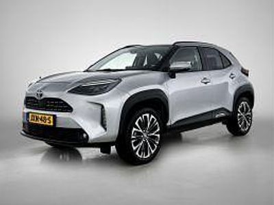 Occasion Toyota Yaris Executive 116 PK (85 kW) 2024 Grijs metallic Hatchback