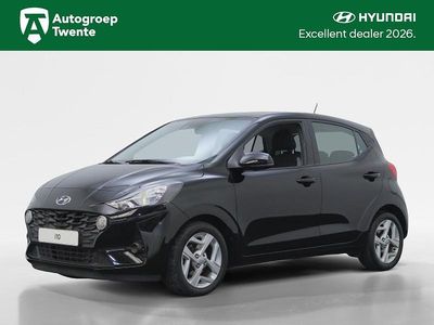 Zwart Occasion 2023 Hyundai i10 Comfort Hatchback | € 16.450 (Eerlijke prijs)