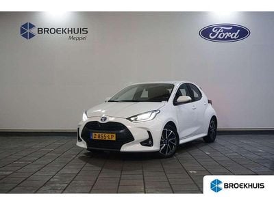 Wit Occasion 2024 Toyota Yaris Hybrid Hatchback | € 23.250 (Eerlijke prijs)