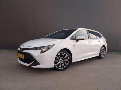 Wit Occasion 2020 Toyota Corolla Business Edition Stationwagen | € 15.900 (Super prijs)