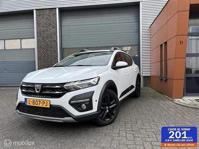 Wit Occasion 2021 Dacia Sandero Essentiel Hatchback | € 12.445 (Iets duurder)
