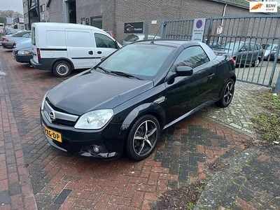 Zwart (metallic) Occasion 2007 Opel Tigra Cabriolet | € 2.999 (Eerlijke prijs)