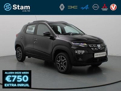 Zwart Gebruikt 2023 Dacia Spring Comfort Plus Hatchback | € 10.990 (Eerlijke prijs)