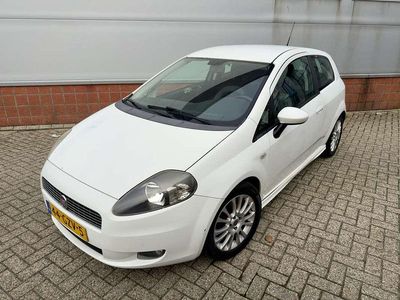 Wit Occasion 2008 Fiat Punto MPV | € 1.750 (Iets duurder)
