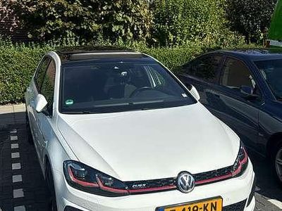 Wit Gebruikt 2017 VW Golf VII GTI Stationwagen | € 20.950 (Eerlijke prijs)