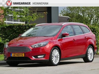 Rood Gebruikt 2016 Ford Focus Titanium Stationwagen | € 15.950 (Duur)