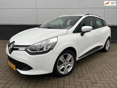 Wit Gebruikt 2015 Renault Clio GrandTour Dynamique Stationwagen | € 8.250 (Eerlijke prijs)