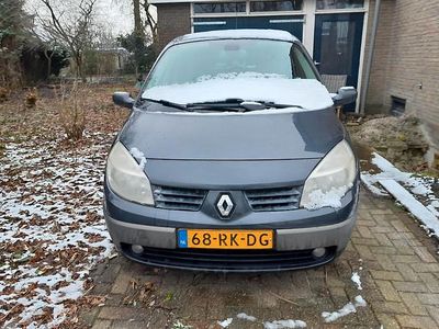 Gebruikt 2005 Renault Scénic II MPV | € 1.200 (Eerlijke prijs)