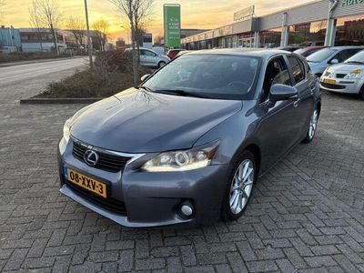 Lexus CT200h