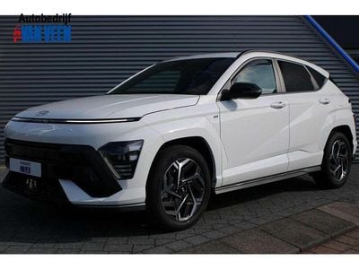 Atlas white solid Occasion 2023 Hyundai Kona N Line SUV | € 31.945 (Eerlijke prijs)