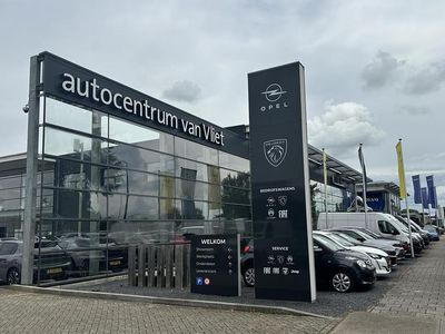 Wit Occasion 2024 Opel Vivaro MPV | € 26.994