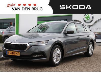 tweedehands Skoda Octavia Combi 1.0 TSI 110pk Business Edition | Zwenkbare t