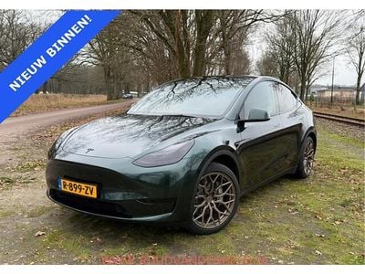 Groen Gebruikt 2022 Tesla Model Y RWD SUV | € 31.900 (Goede deal)