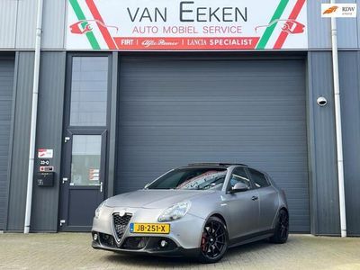 tweedehands Alfa Romeo Giulietta 1.750 TBi QV Launch Edition 039/500 TCT Aut. Clima/Cruise/BOSE/Panodak