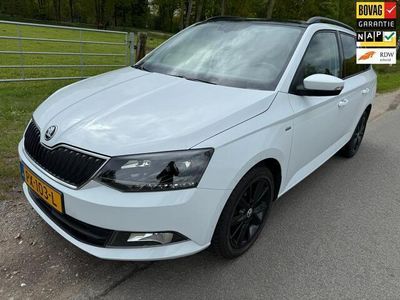 tweedehands Skoda Fabia Combi 1.0 TSI Drive keurig onderhouden met navigatie en panoramadak