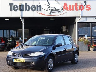Blauw Occasion 2008 Renault Mégane III Business Hatchback | € 1.795 (Eerlijke prijs)
