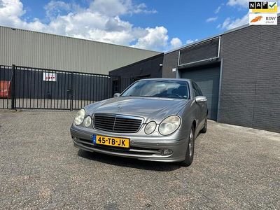 Mercedes E220