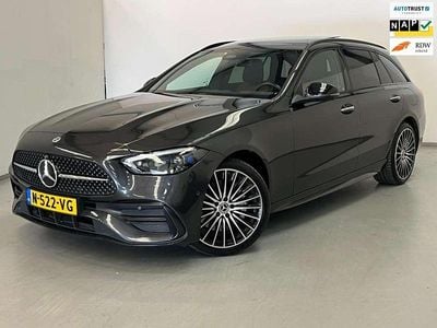Grijs Gebruikt 2022 Mercedes C300e AMG Stationwagen | € 35.450 (Eerlijke prijs)