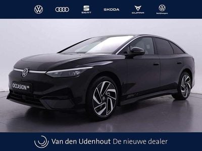 Zwart, metallic lak Gebruikt 2023 VW ID.7 Pro Hatchback | € 37.940 (Super prijs)