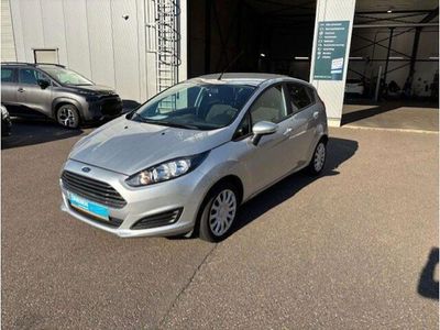 Occasion Ford Fiesta Trend 2015 Zilver Hatchback
