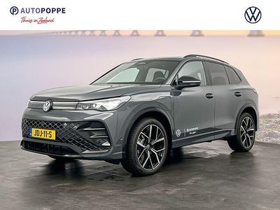 Grijs Occasion 2025 VW Tiguan R-line Edition SUV | € 52.950 (Iets duurder)