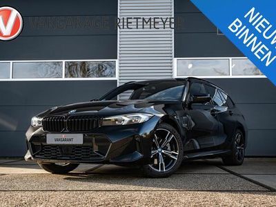 tweedehands BMW 320e 3-SERIE Touring|Panorama dak |Adaptieve Cruise controle | M sport |