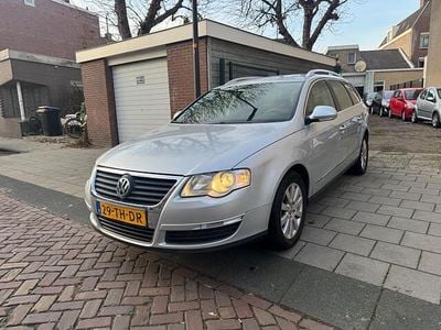 Occasion VW Passat Comfortline 150 PK (110 kW) 2006 Grijs (metallic) Stationwagen