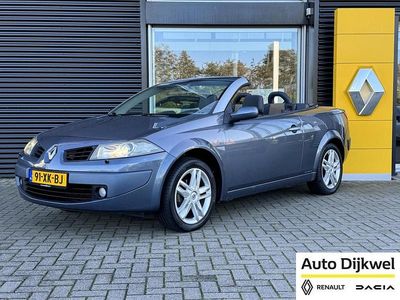 Blauw, metallic lak Occasion 2007 Renault Mégane Cabriolet Exception Cabriolet | € 5.750 (Iets duurder)