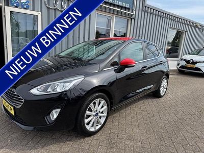 Zwart Occasion 2017 Ford Fiesta Titanium Hatchback | € 8.999 (Eerlijke prijs)