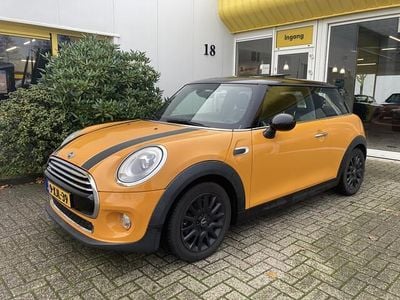Oranje Gebruikt 2014 Mini Cooper Hatchback | € 9.450 (Super prijs)