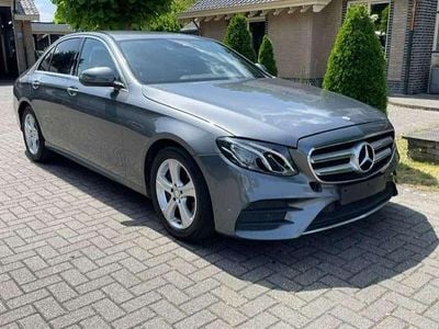 Mercedes E200