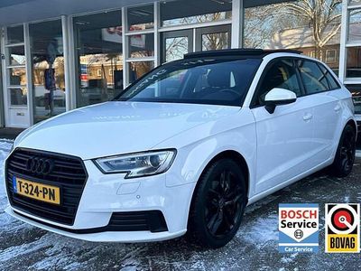 Wit Occasion 2020 Audi A3 Sportback Sport Hatchback | € 19.800 (Eerlijke prijs)