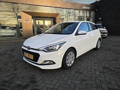 Wit Occasion 2018 Hyundai i20 Comfort Hatchback | € 12.950 (Eerlijke prijs)
