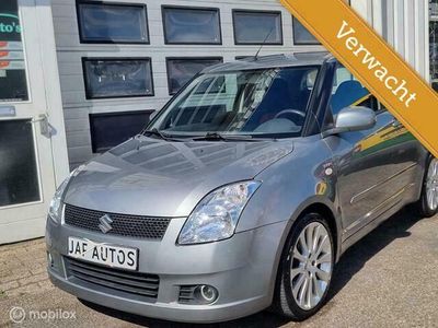 Grijs Gebruikt 2006 Suzuki Swift Exclusive Hatchback | € 2.250