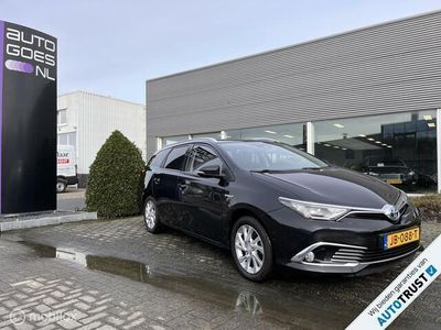 tweedehands Toyota Auris Touring Sports 1.8 Hybrid Business Pro I Pano I Trekhaak