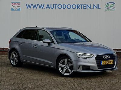 Zilver Gebruikt 2019 Audi A3 Sportback Sport Hatchback | € 16.950 (Eerlijke prijs)