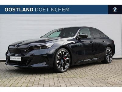 M carbonschwarz (donker zwart metallic) Occasion 2024 BMW i5 Comfort Edition Sedan | € 74.450 (Eerlijke prijs)