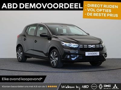 Zwart Occasion 2025 Dacia Sandero Expression Hatchback | € 19.445 (Eerlijke prijs)