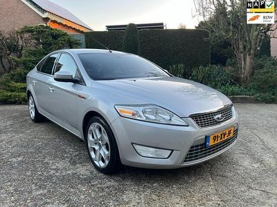 Occasion Ford Mondeo Titanium 146 PK (107 kW) 2007 Grijs (metallic) Hatchback