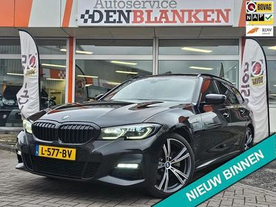 Zwart Occasion 2021 BMW 320 Executive Stationwagen | € 19.950 (Eerlijke prijs)