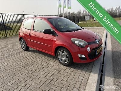Occasion Renault Twingo Collection 75 PK (55 kW) 2012 Rood Hatchback