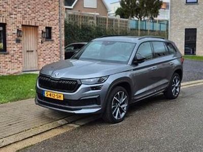 Grijs Occasion 2023 Skoda Kodiaq SportLine SUV | € 43.950 (Eerlijke prijs)