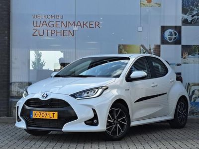 tweedehands Toyota Yaris 1.5 Hybrid Dynamic Automaat | NAVIGATIE | PARKEERC