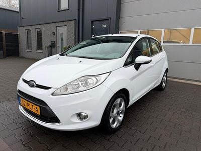 Occasion Ford Fiesta Titanium 60 PK (44 kW) 2011 Wit (metallic) Hatchback