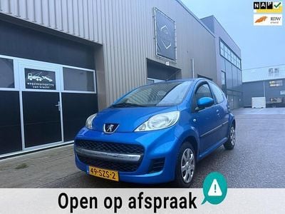 Occasion Peugeot 107 68 PK (50 kW) 2011 Blauw (metallic) Hatchback