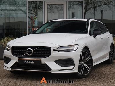 Wit Occasion 2022 Volvo V60 R-Design Stationwagen | € 26.900 (Goede deal)