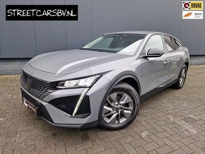 Grijs (metallic) Gebruikt 2024 Peugeot 408 Allure Hatchback | € 26.950 (Eerlijke prijs)
